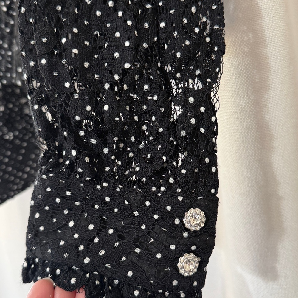 Lulus diamond button down - Picture 3 of 4